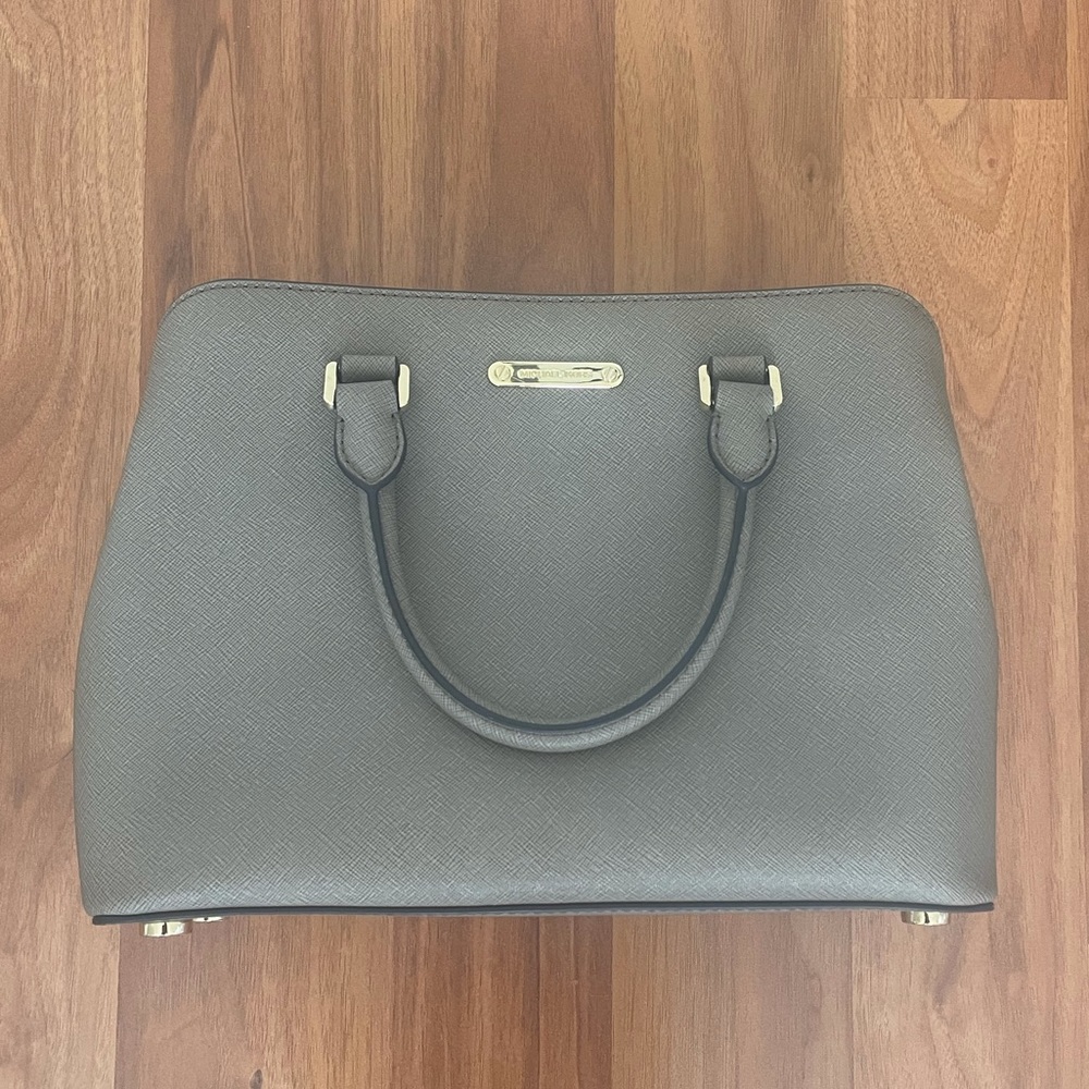 ✨SEND OFFERS✨Michael Kors Gray/ Taupe Purse